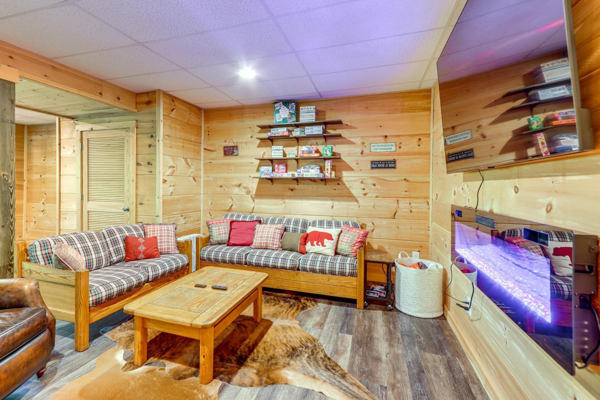 Lakeside Cabin Game Room, Dock, Orchard, Wineries إليجاي المظهر الخارجي الصورة