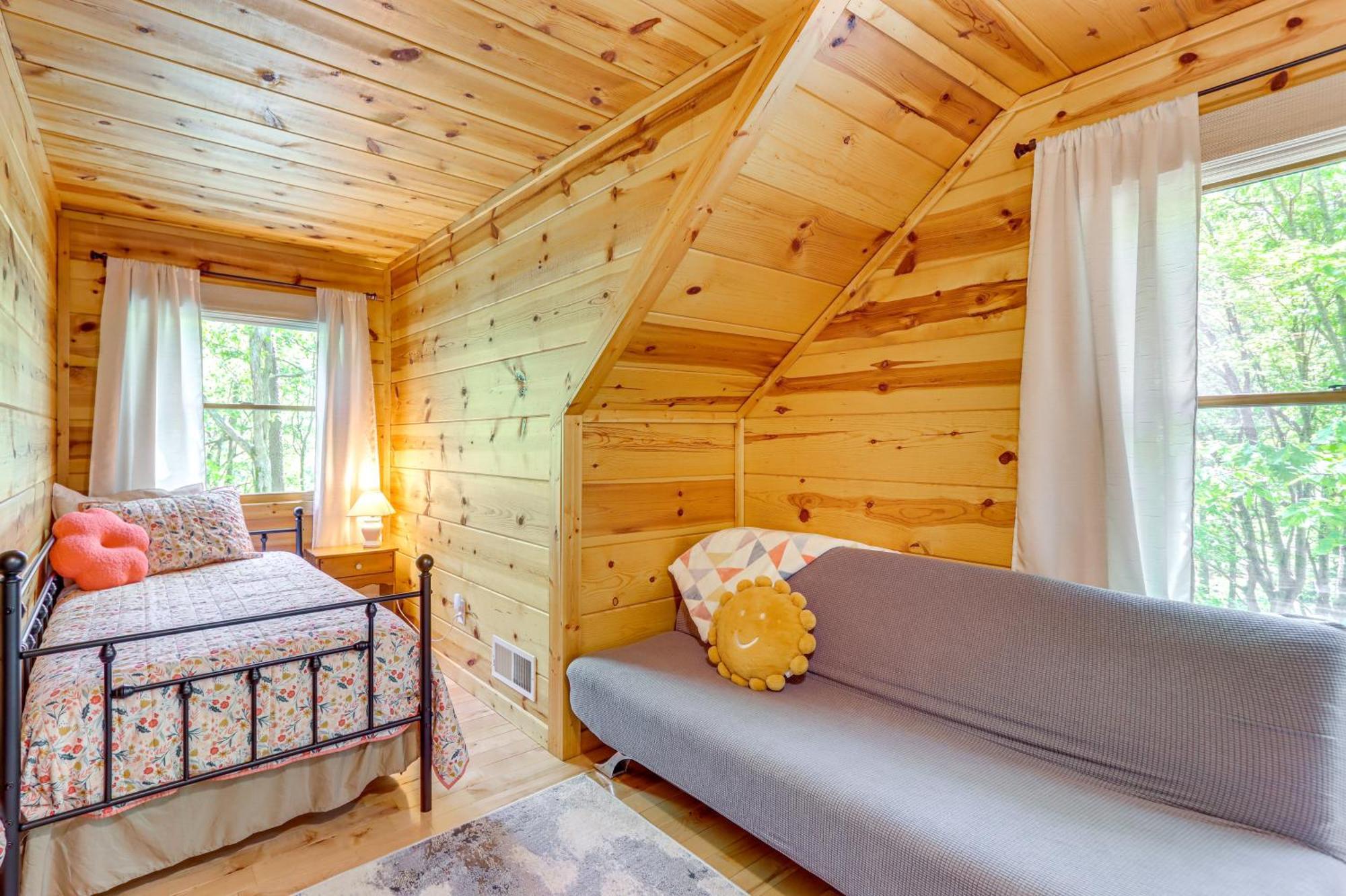 Lakeside Cabin Game Room, Dock, Orchard, Wineries إليجاي المظهر الخارجي الصورة